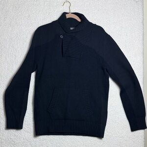 (C3) Vince Men's Vintage Navy Wool Sweater
Cable Knit Turtleneck Sweater, Size M